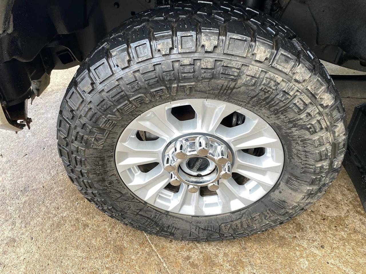 Ford F-250 SD XLT Crew Cab 4WD 2020