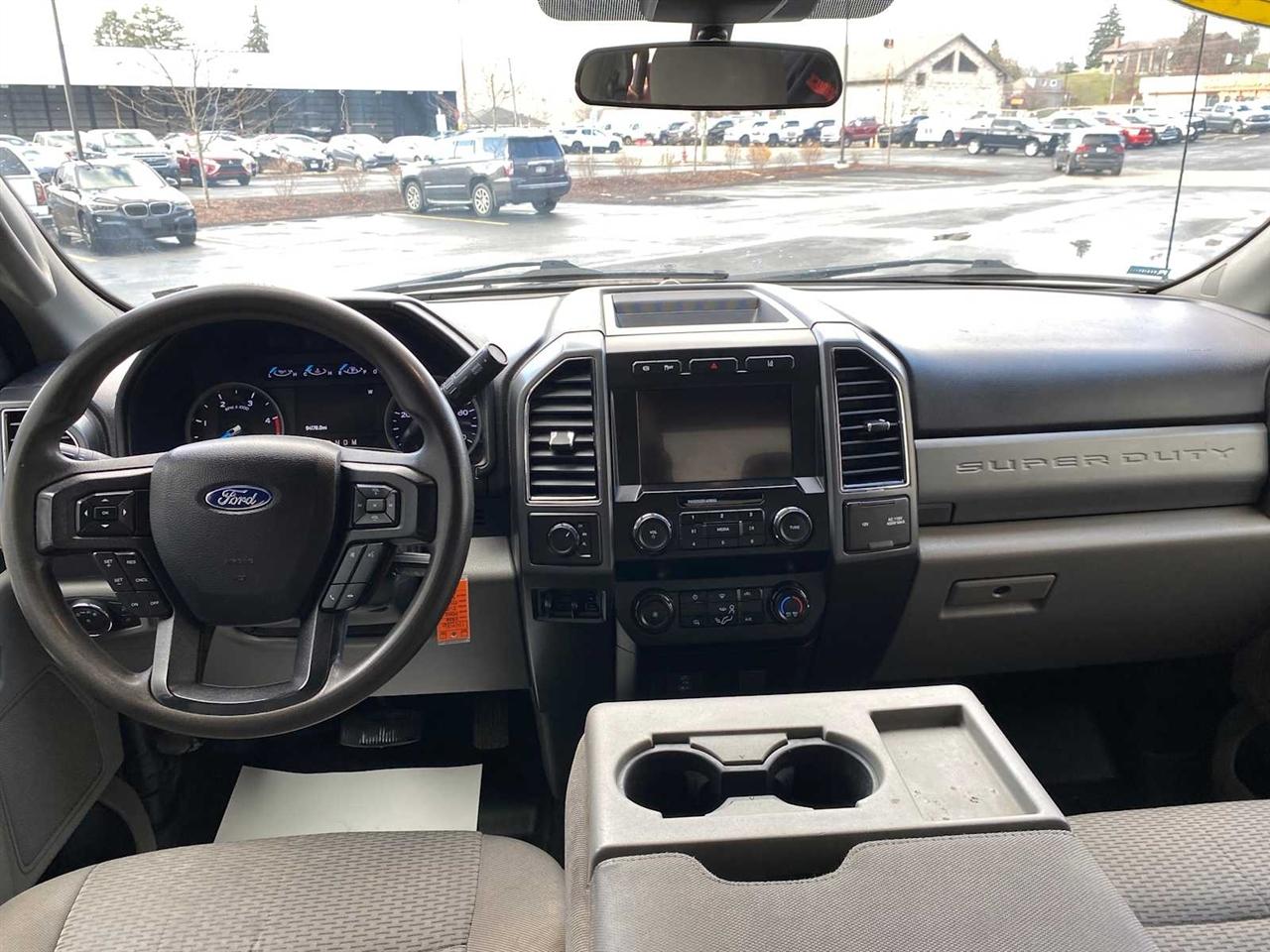 Ford F-250 SD XLT Crew Cab 4WD 2020