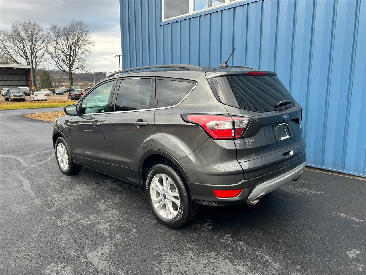 2018 Ford Escape SEL photo 3