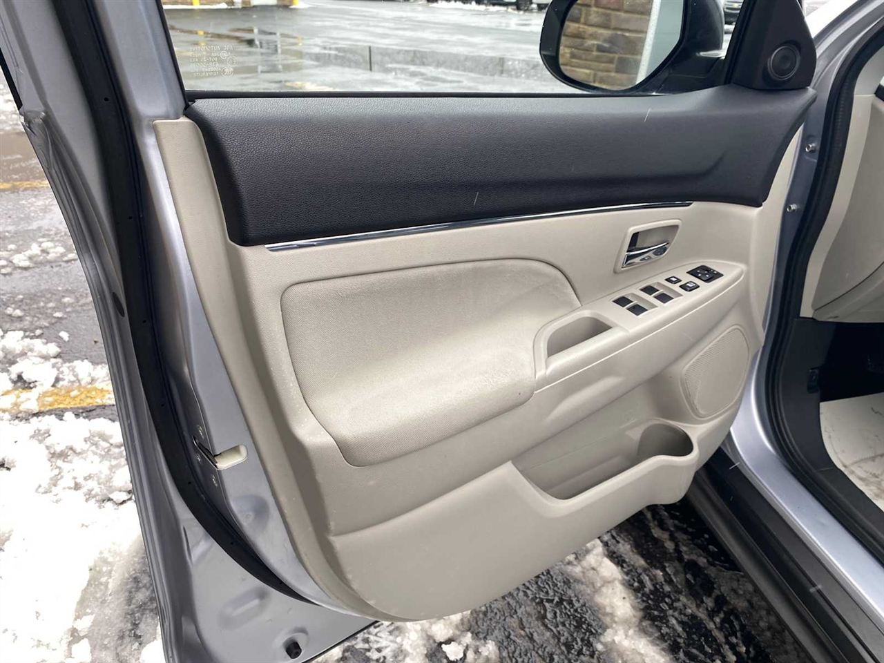 Mitsubishi Outlander Sport 2.0 ES 4WD CVT 2017