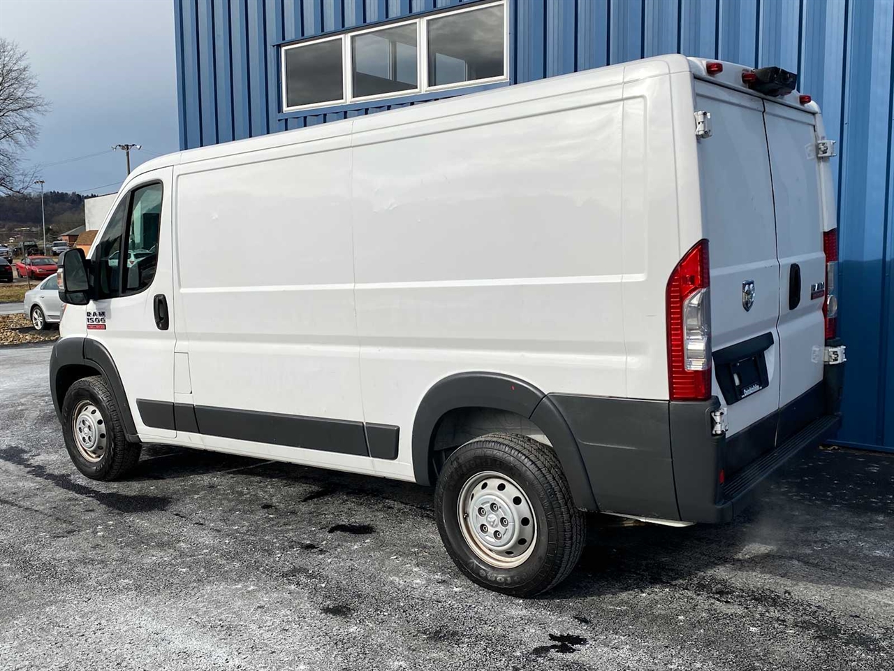 RAM Promaster 1500 Low Roof Tradesman 136-in. WB 2017