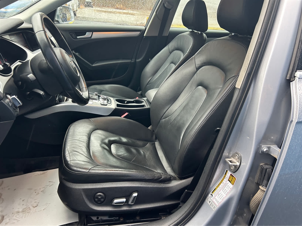 Audi A4 2.0T Premium Plus quattro Sedan AWD 8A 2016