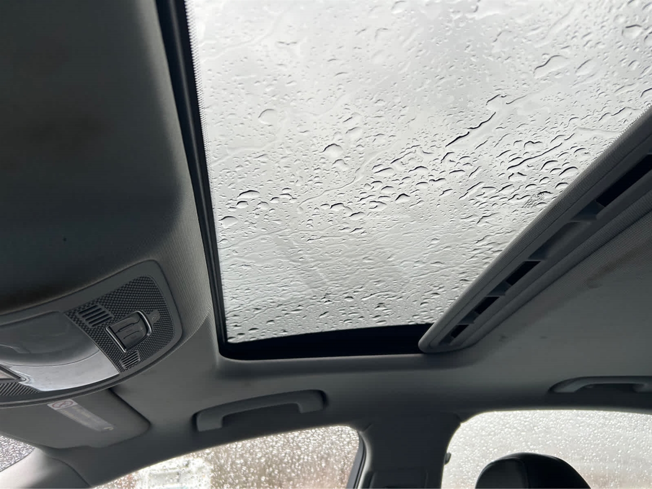 Audi A4 2.0T Premium Plus quattro Sedan AWD 8A 2016