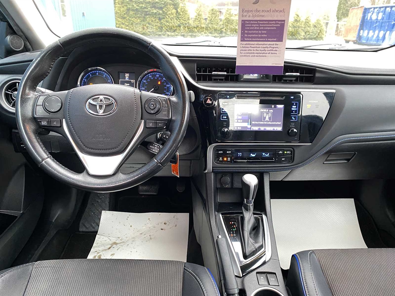 Toyota Corolla SE 4D Sedan 2017