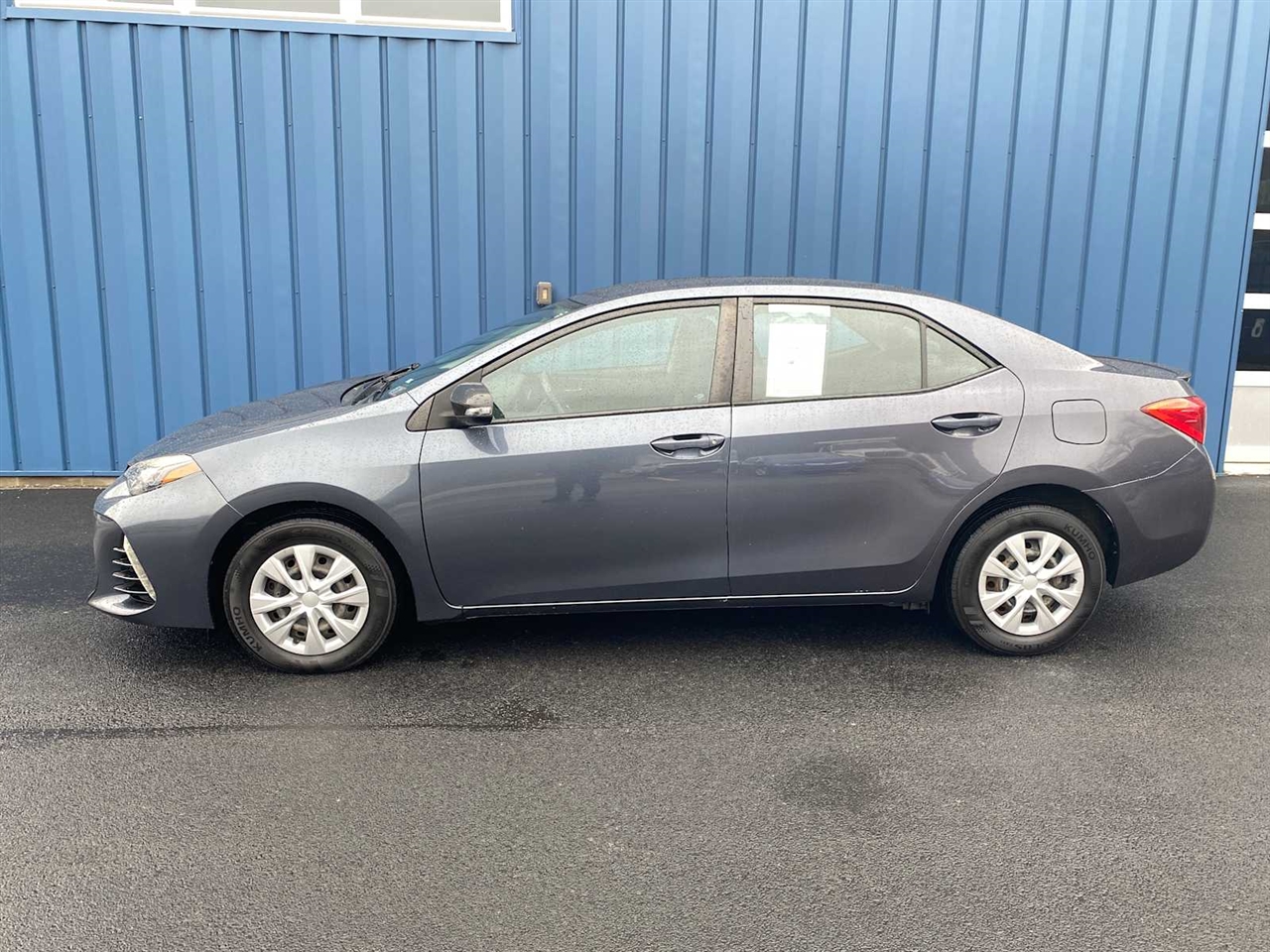 Toyota Corolla SE 4D Sedan 2017