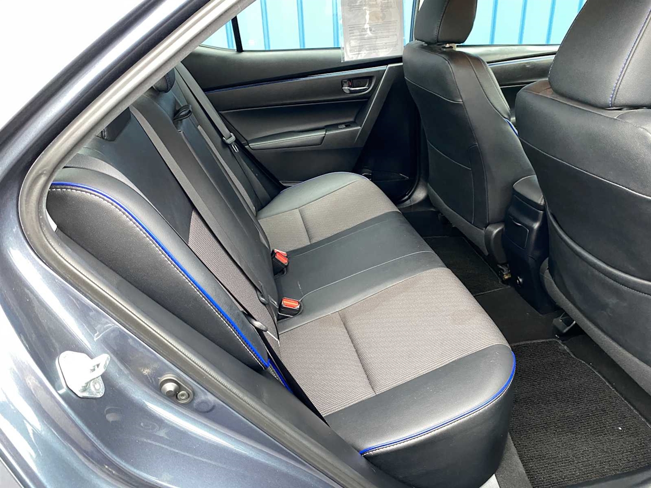 Toyota Corolla SE 4D Sedan 2017