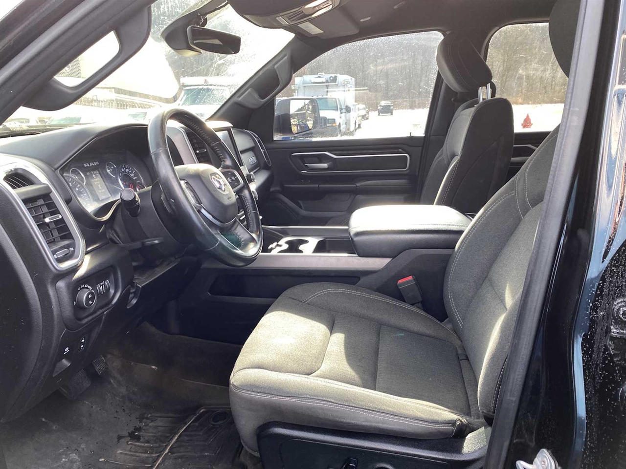 RAM 1500 Big Horn Quad Cab 4WD 2019