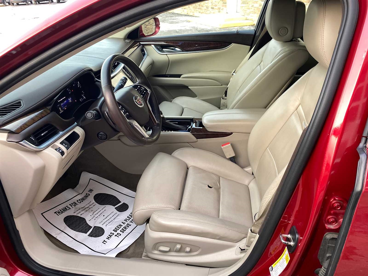 Cadillac XTS Luxury 2013