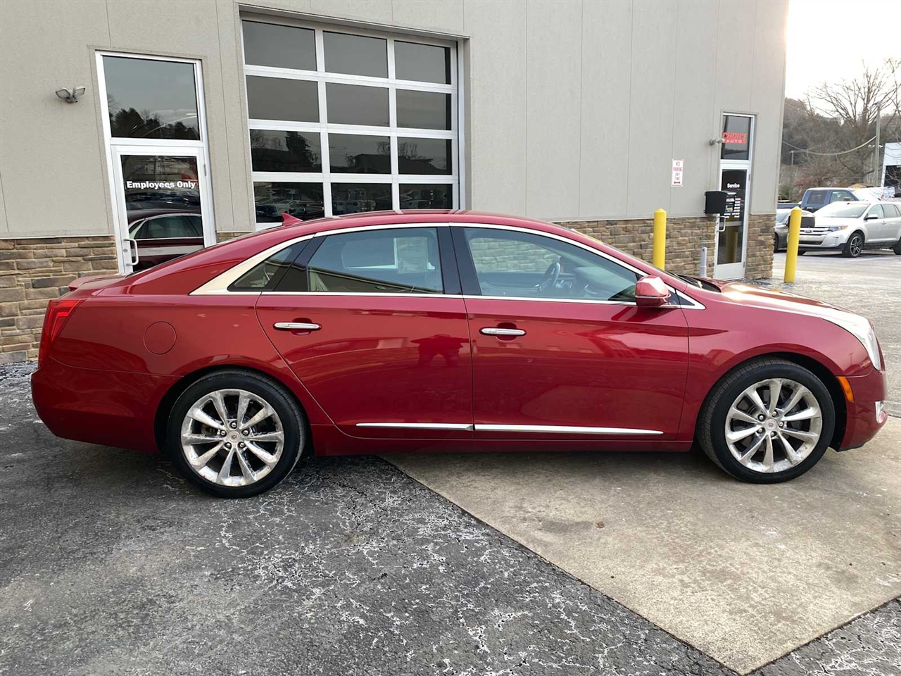 Cadillac XTS Luxury 2013