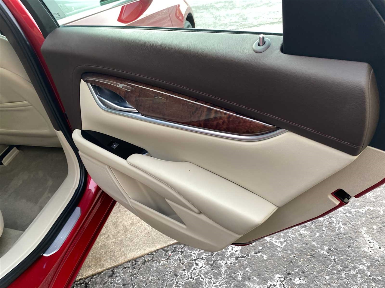 Cadillac XTS Luxury 2013