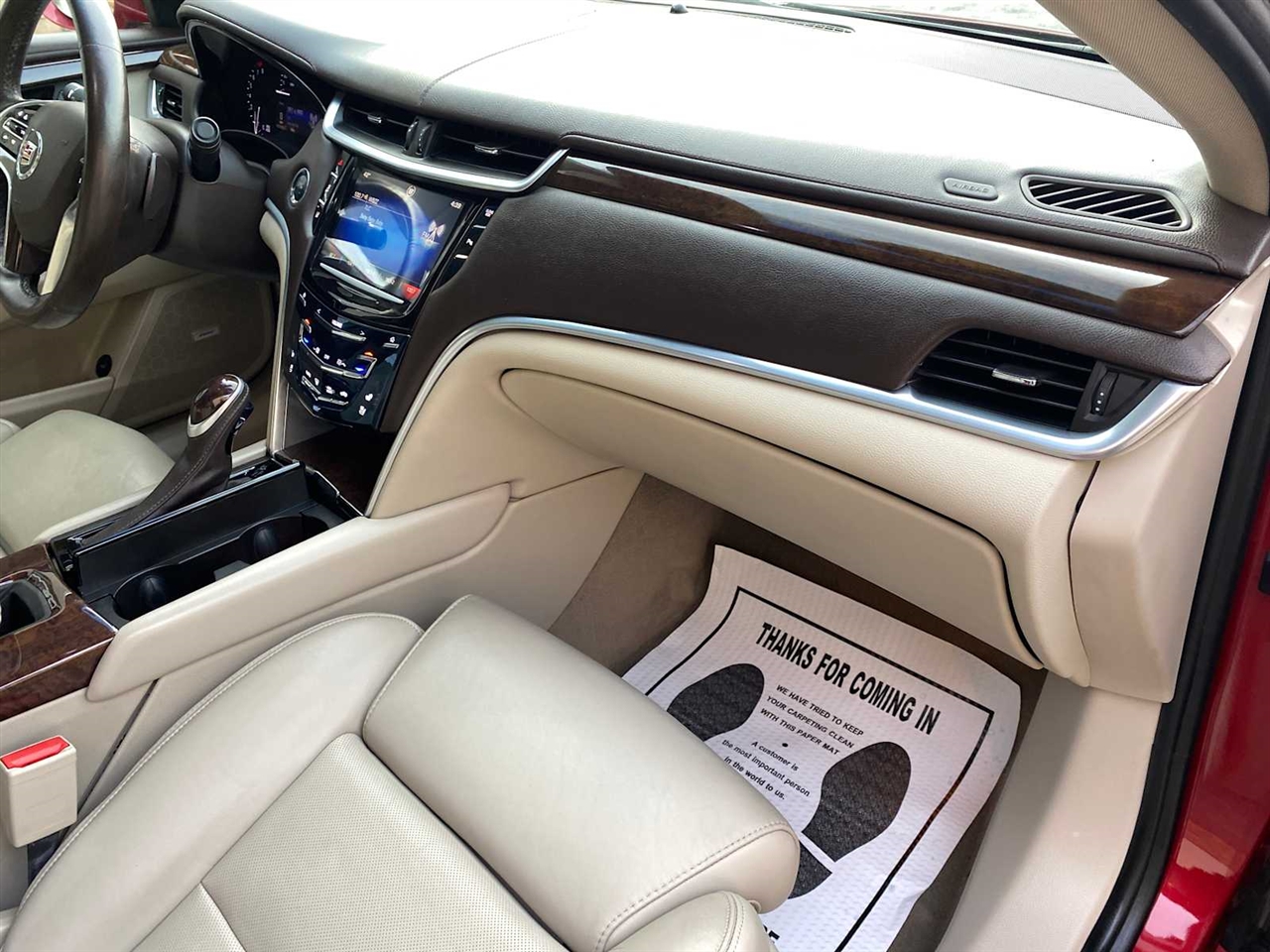 Cadillac XTS Luxury 2013