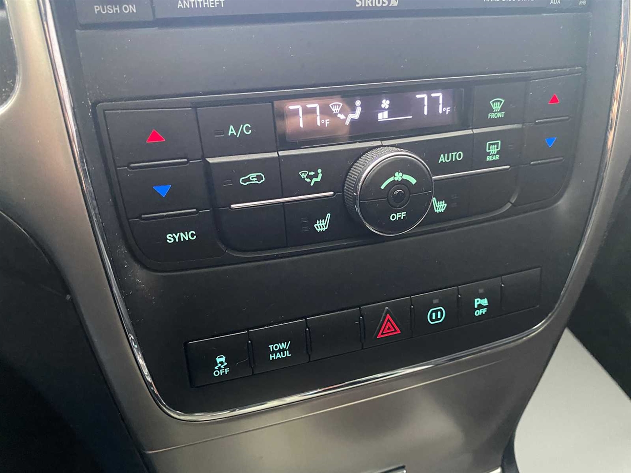 Jeep Grand Cherokee Laredo 4WD 2012