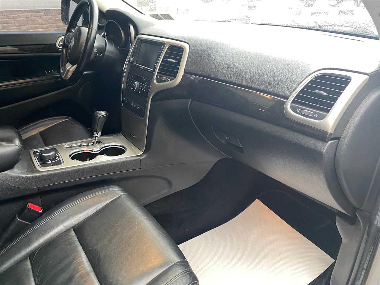 Jeep Grand Cherokee Laredo 4WD 2012