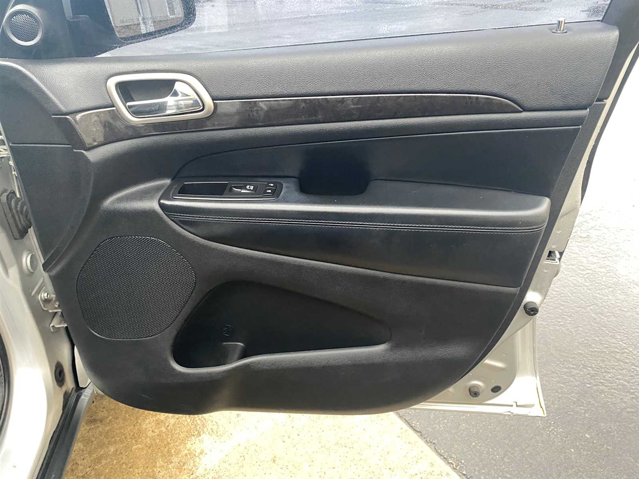 Jeep Grand Cherokee Laredo 4WD 2012