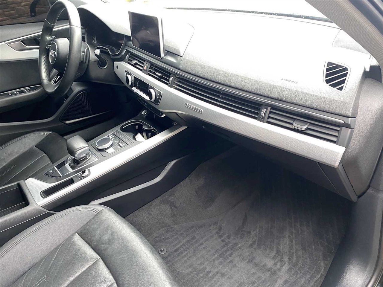 Audi A4 2.0 TFSI Premium Plus quattro 7A 2018