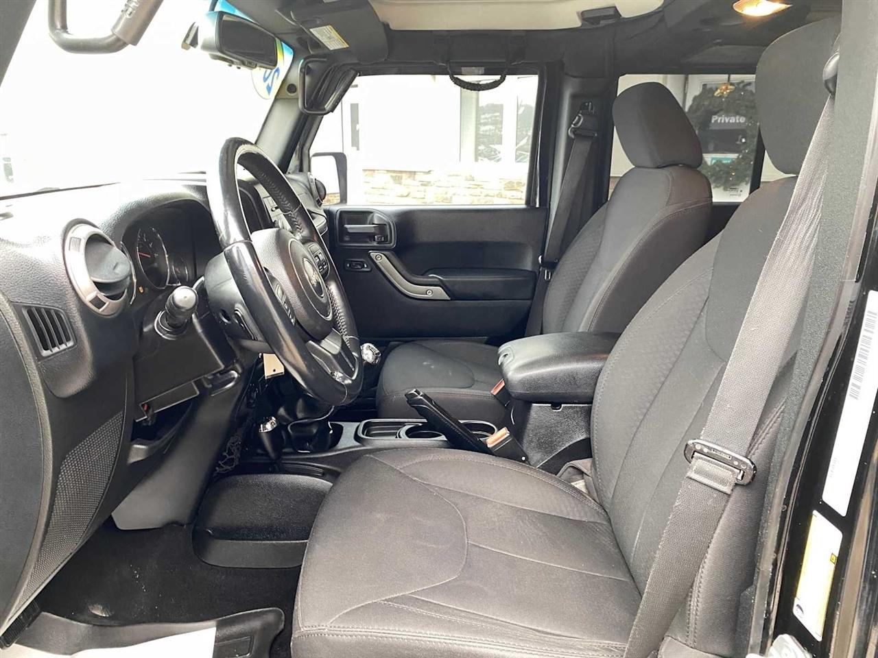 Jeep Wrangler Unlimited Sport 4WD 2015