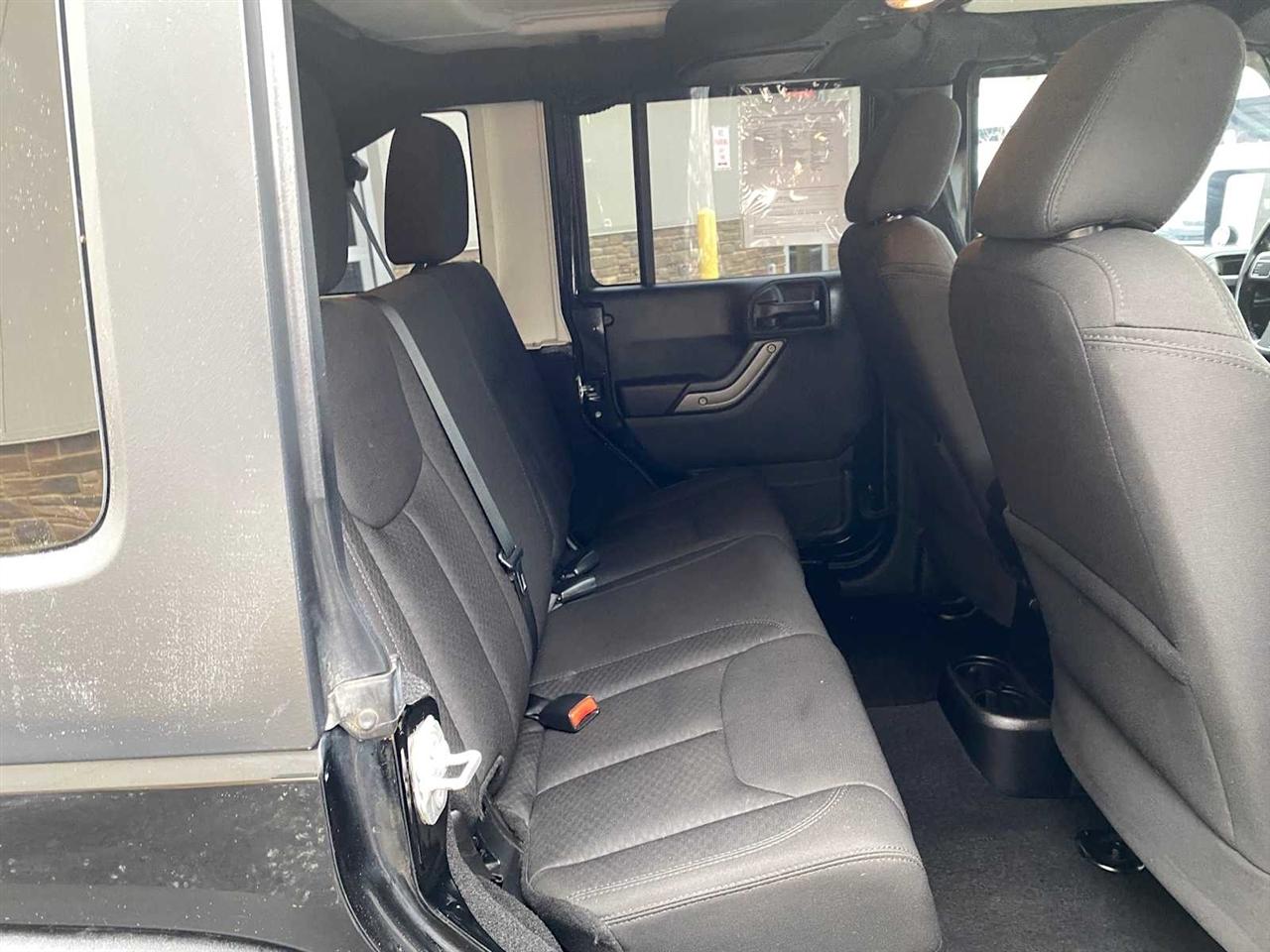 Jeep Wrangler Unlimited Sport 4WD 2015