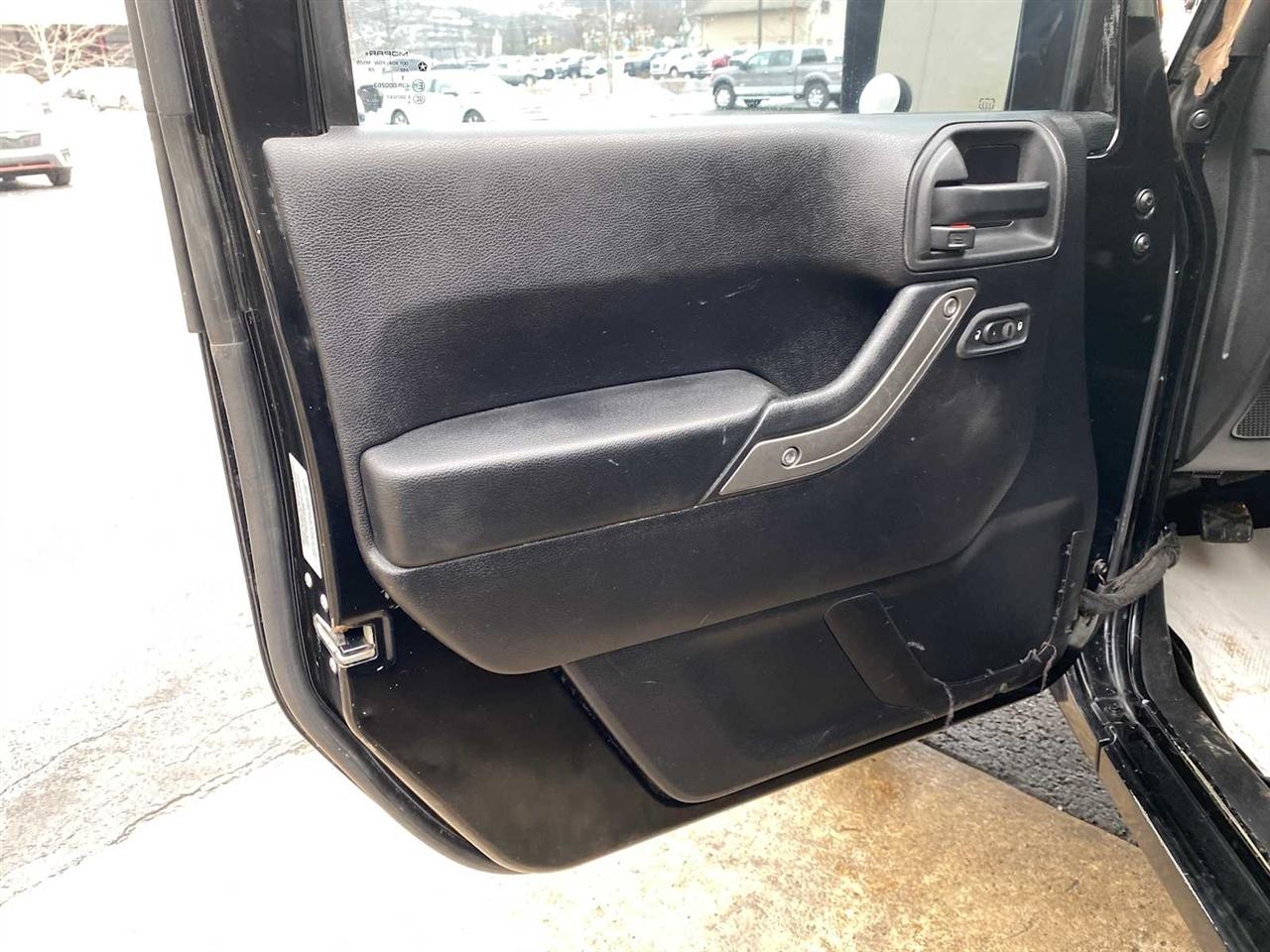 Jeep Wrangler Unlimited Sport 4WD 2015