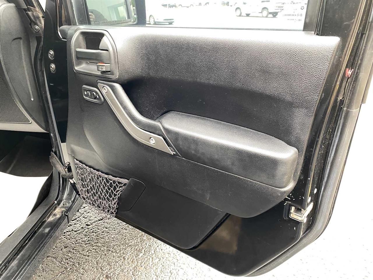 Jeep Wrangler Unlimited Sport 4WD 2015