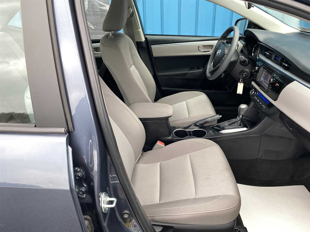 Toyota Corolla LE CVT 2015