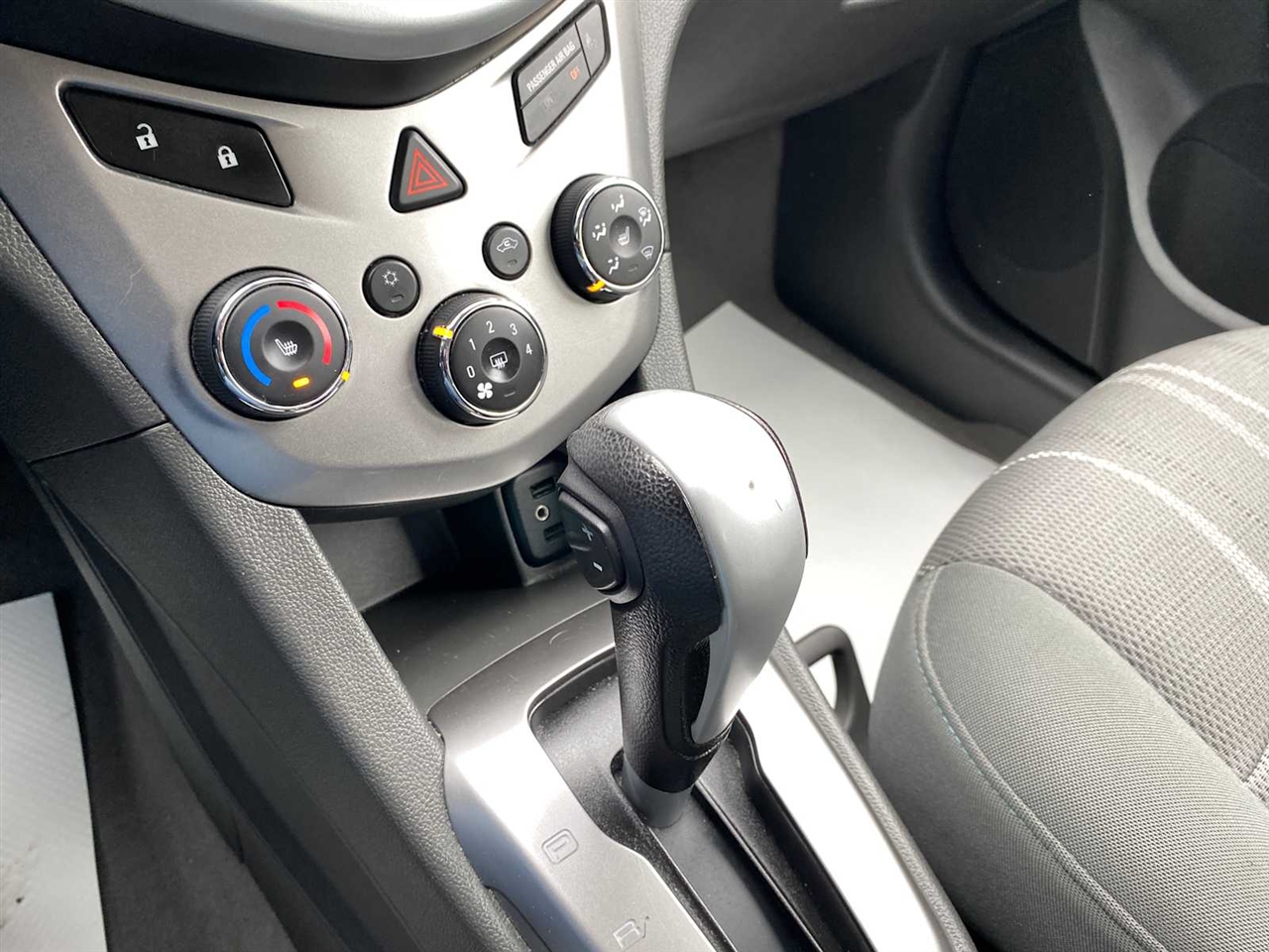 Chevrolet Sonic LT Auto Sedan 2017