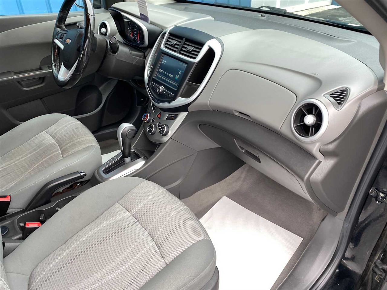 Chevrolet Sonic LT Auto Sedan 2017