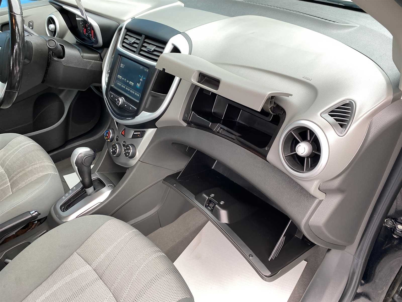 Chevrolet Sonic LT Auto Sedan 2017