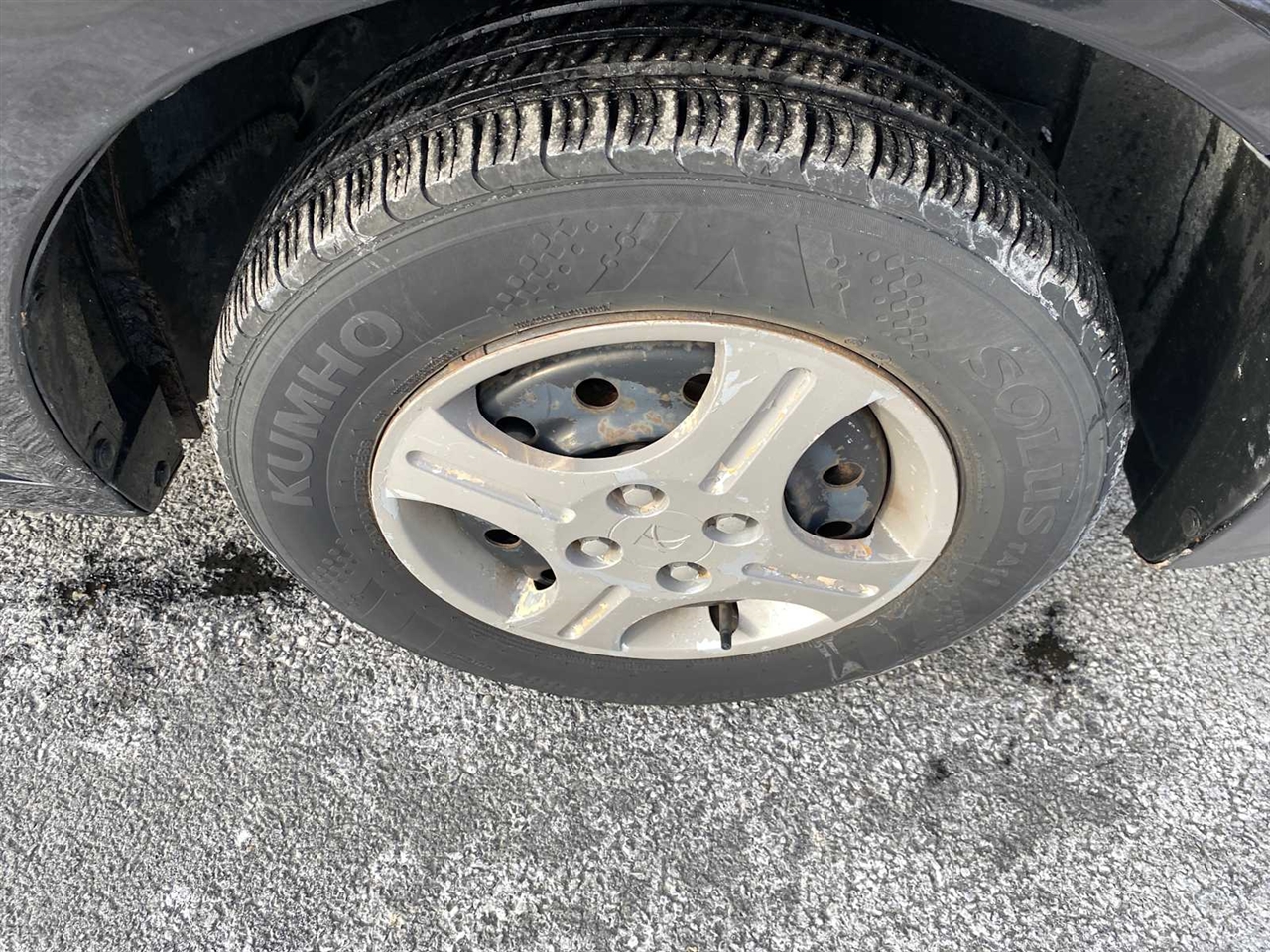 Saturn ION Sedan 1 2003