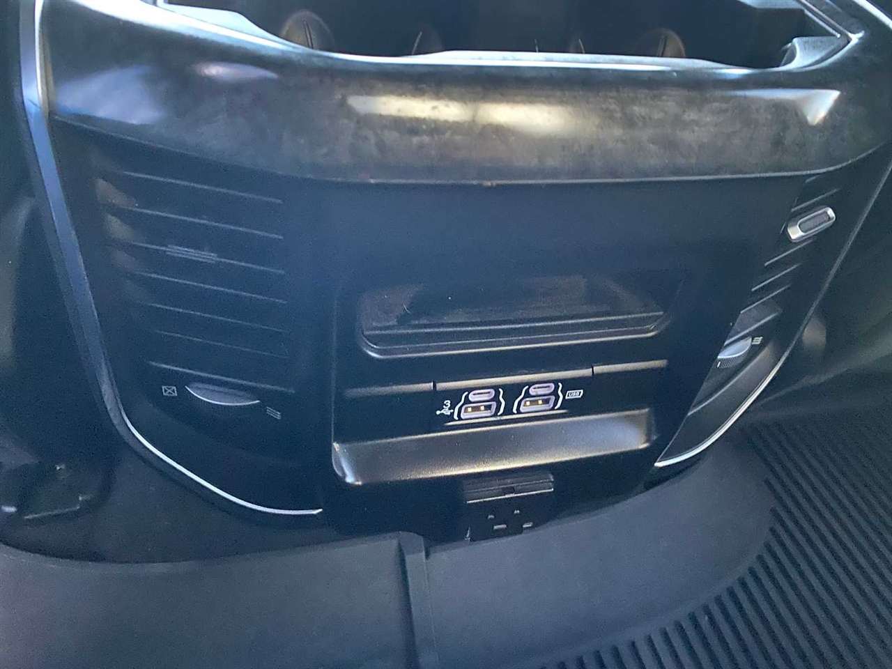 RAM 1500 Big Horn Quad Cab 4WD 2019