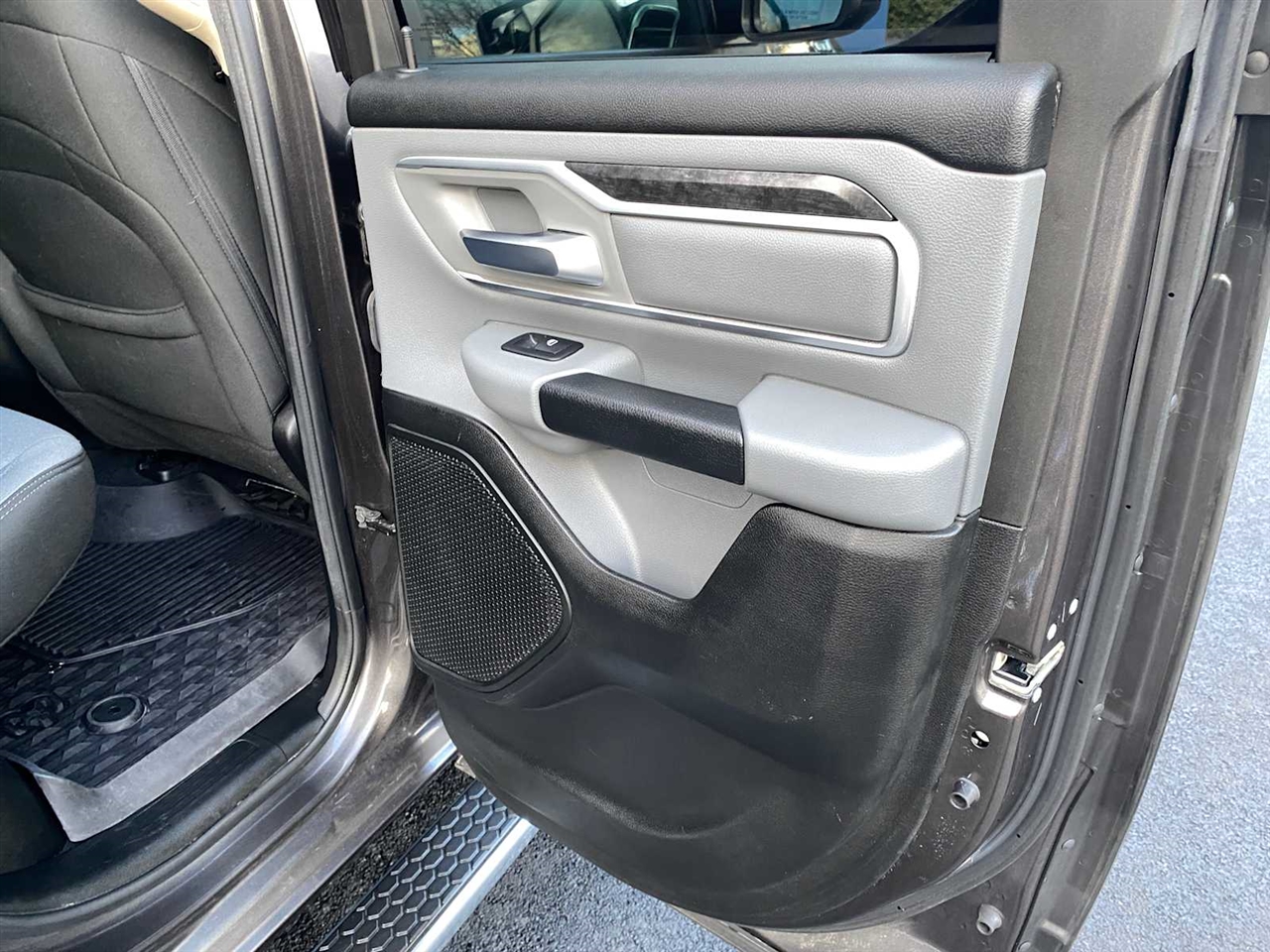 RAM 1500 Big Horn Quad Cab 4WD 2019