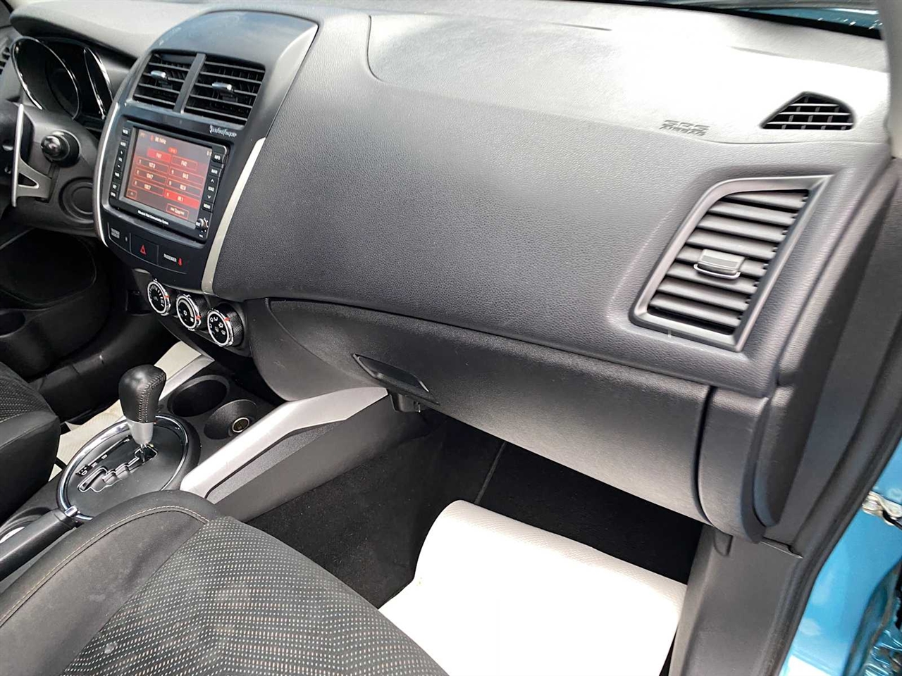 Mitsubishi Outlander Sport SE AWD 2013