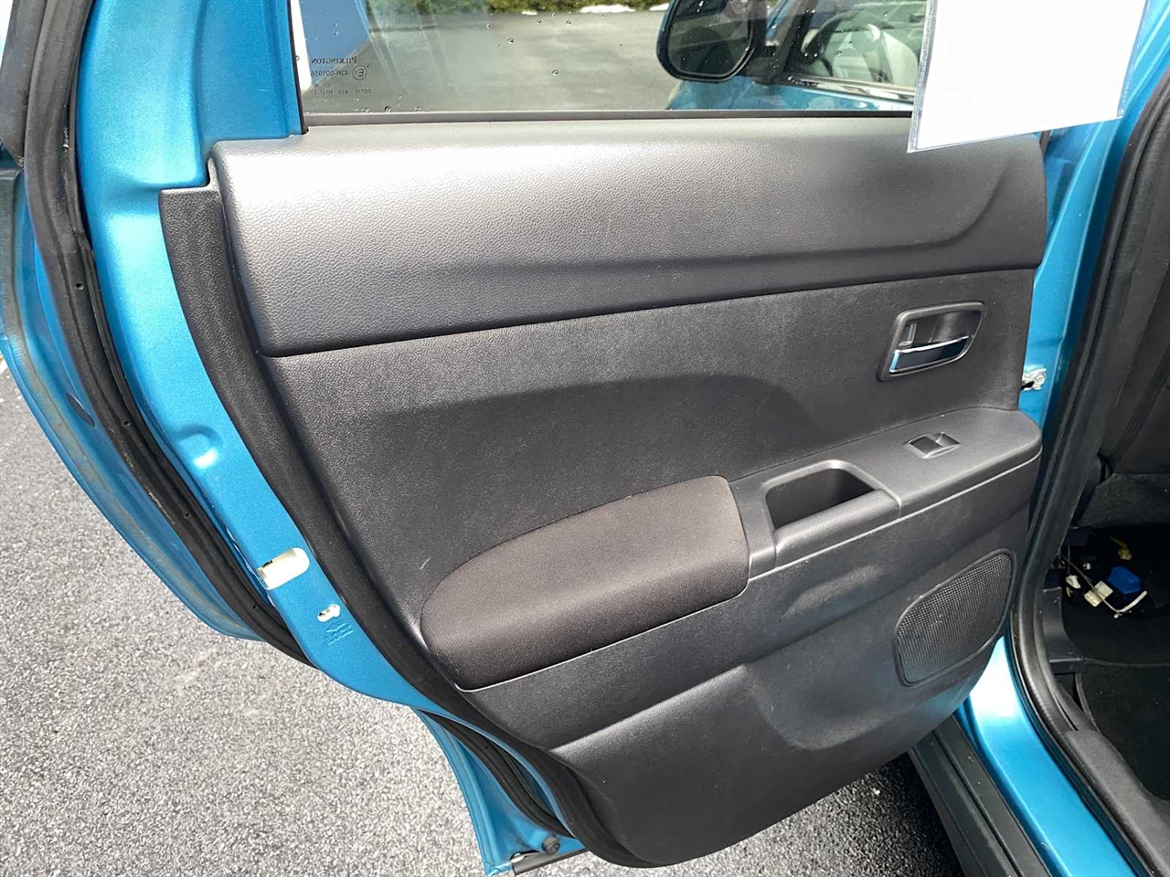 Mitsubishi Outlander Sport SE AWD 2013