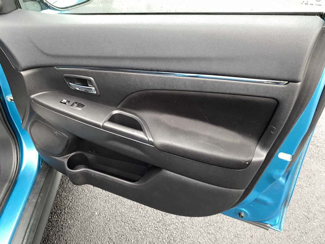 Mitsubishi Outlander Sport SE AWD 2013