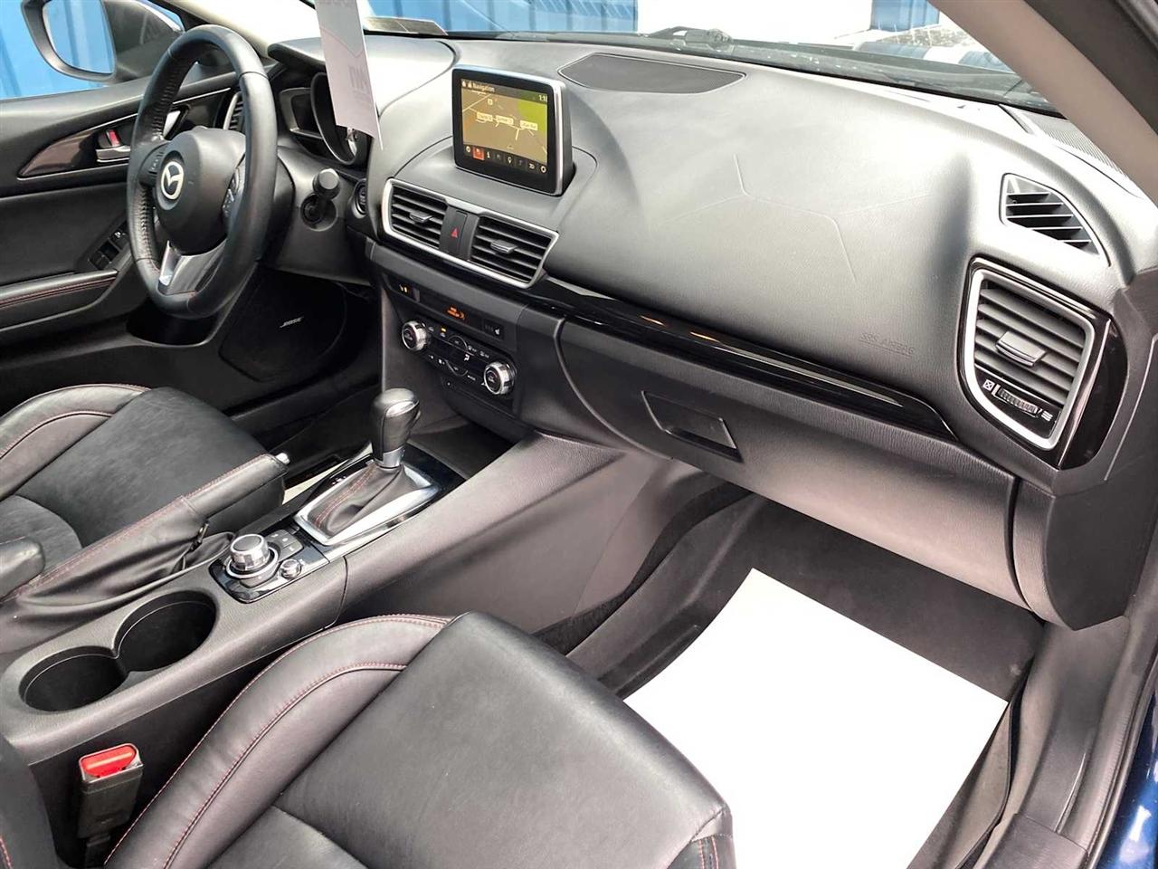 Mazda MAZDA3 i Grand Touring AT 5-Door 2015