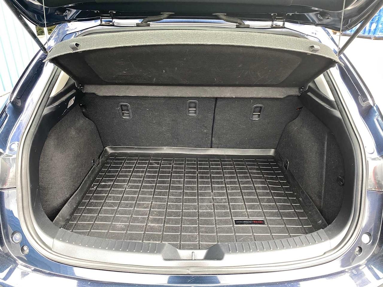 Mazda MAZDA3 i Grand Touring AT 5-Door 2015