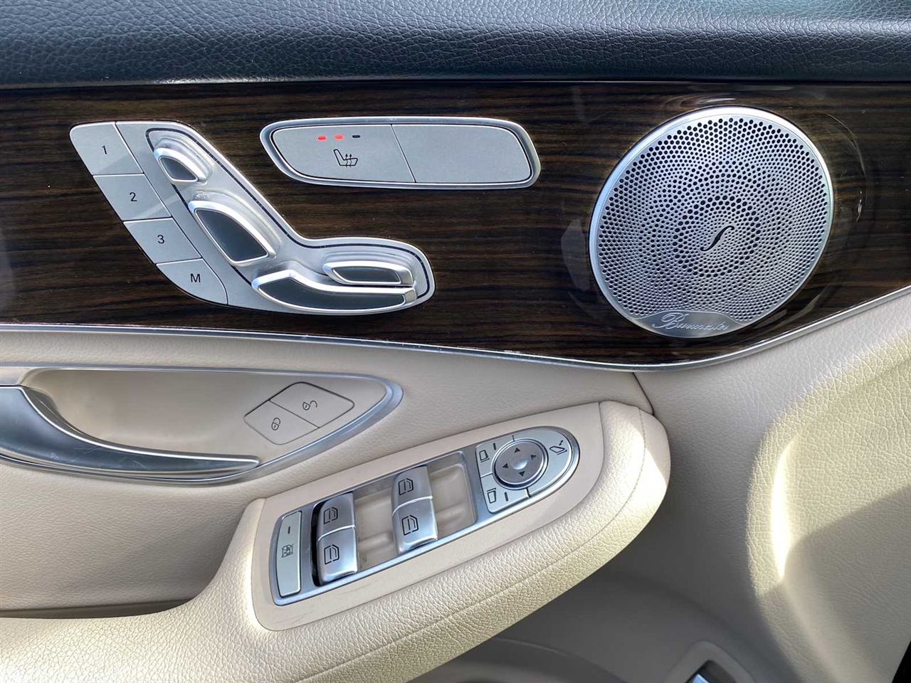 Mercedes-Benz GLC-Class GLC300 4MATIC 2019