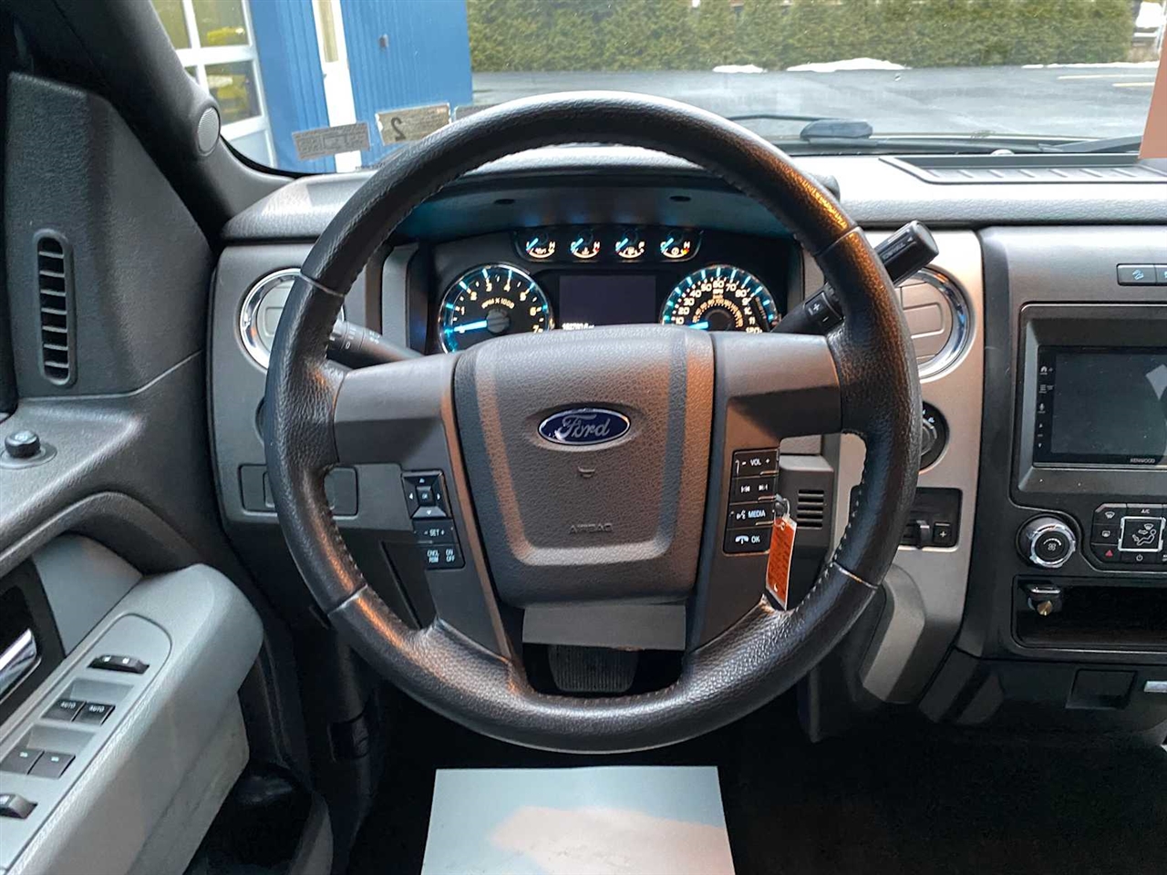 Ford F-150 XLT SuperCrew 4WD 2013