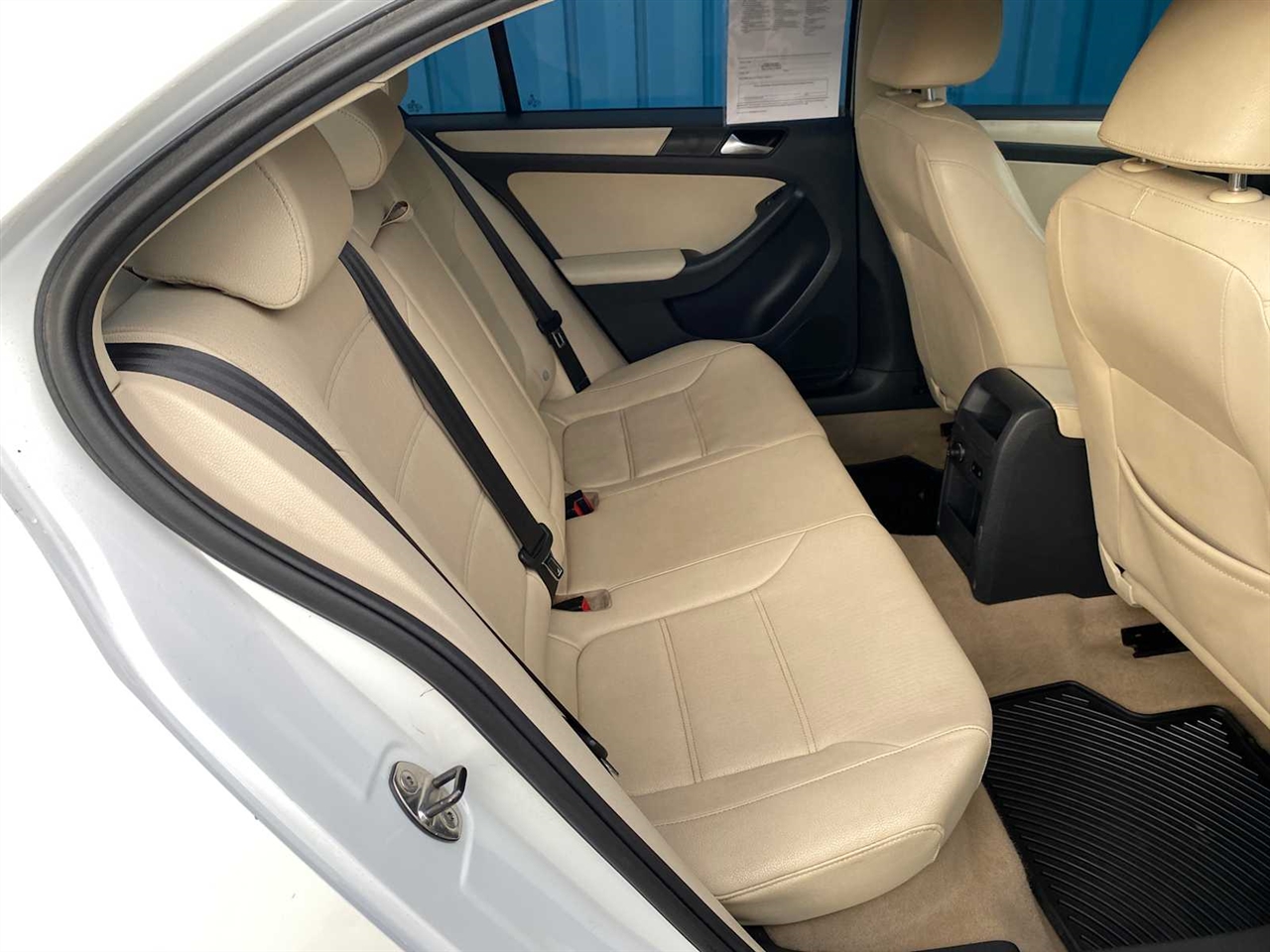 Volkswagen Jetta SE 4D Sedan 2012