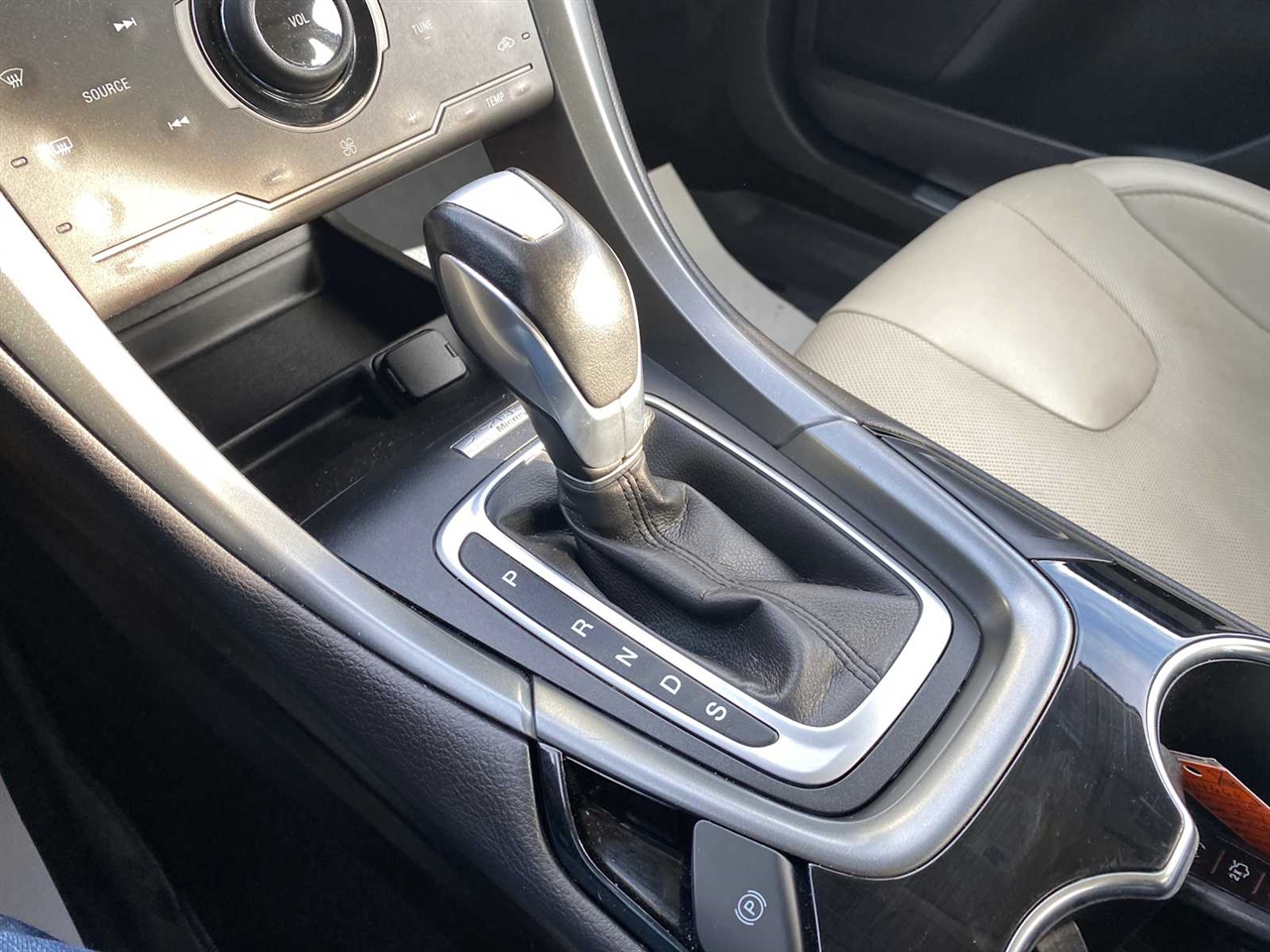 Ford Fusion Titanium 2015