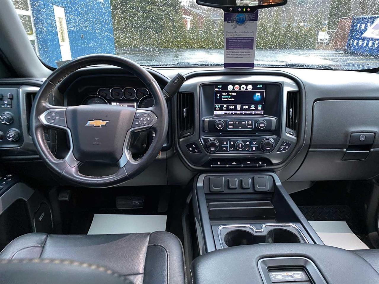 Chevrolet Silverado 1500 LTZ Crew Cab 4WD 2018