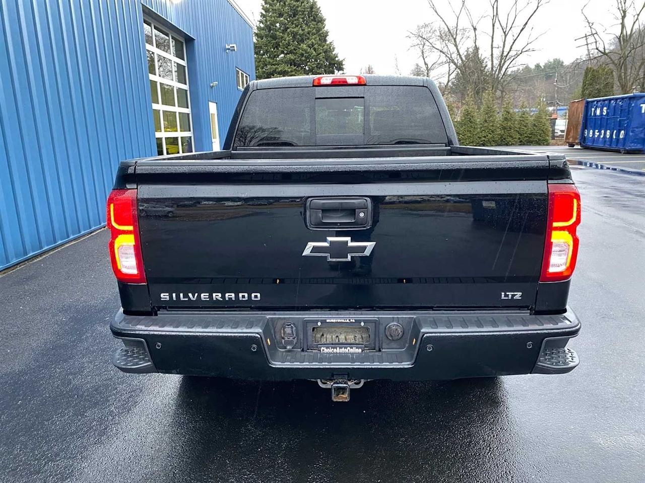 Chevrolet Silverado 1500 LTZ Crew Cab 4WD 2018