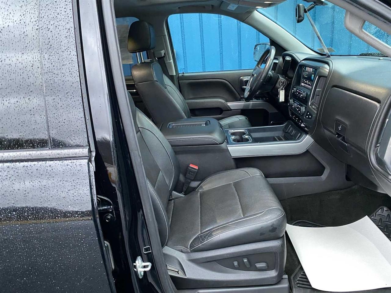 Chevrolet Silverado 1500 LTZ Crew Cab 4WD 2018