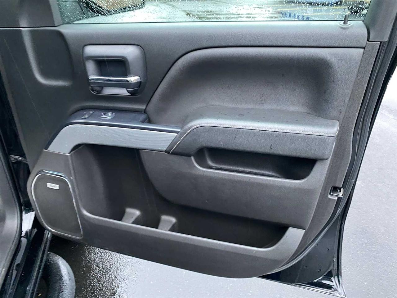 Chevrolet Silverado 1500 LTZ Crew Cab 4WD 2018