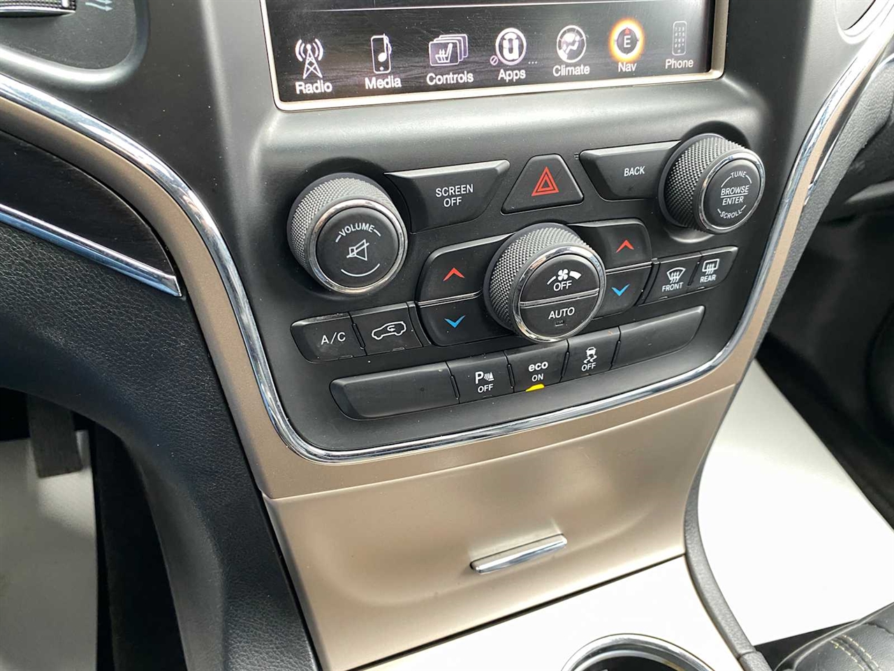 Jeep Grand Cherokee Limited 4WD 2014