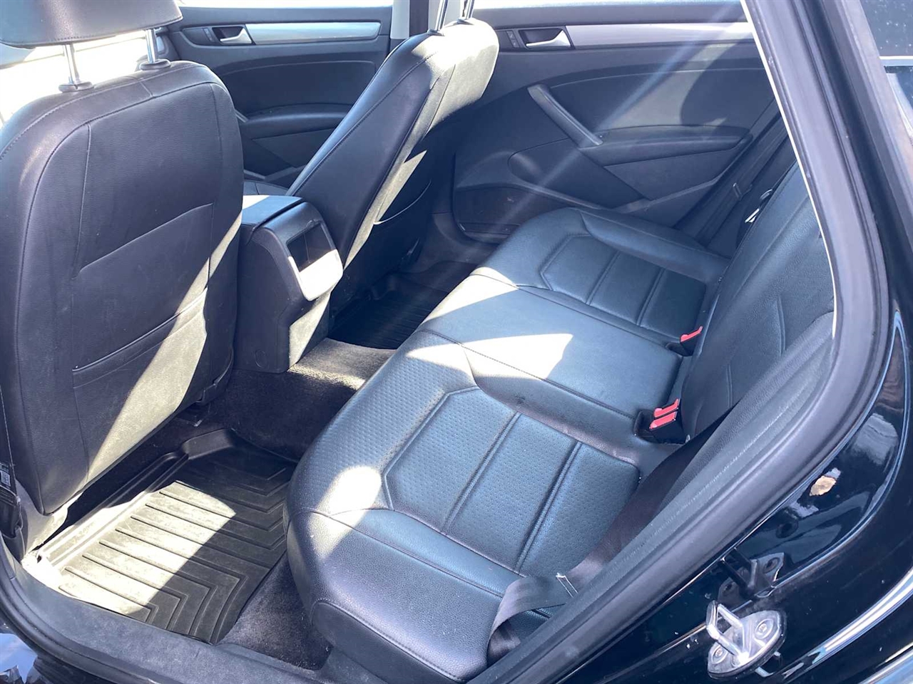 Volkswagen Passat 1.8T SE Auto 2015