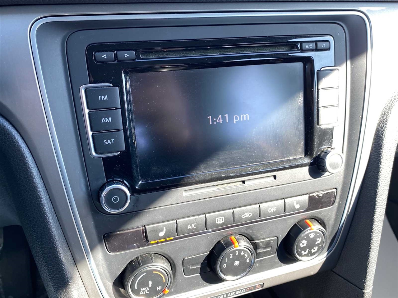 Volkswagen Passat 1.8T SE Auto 2015