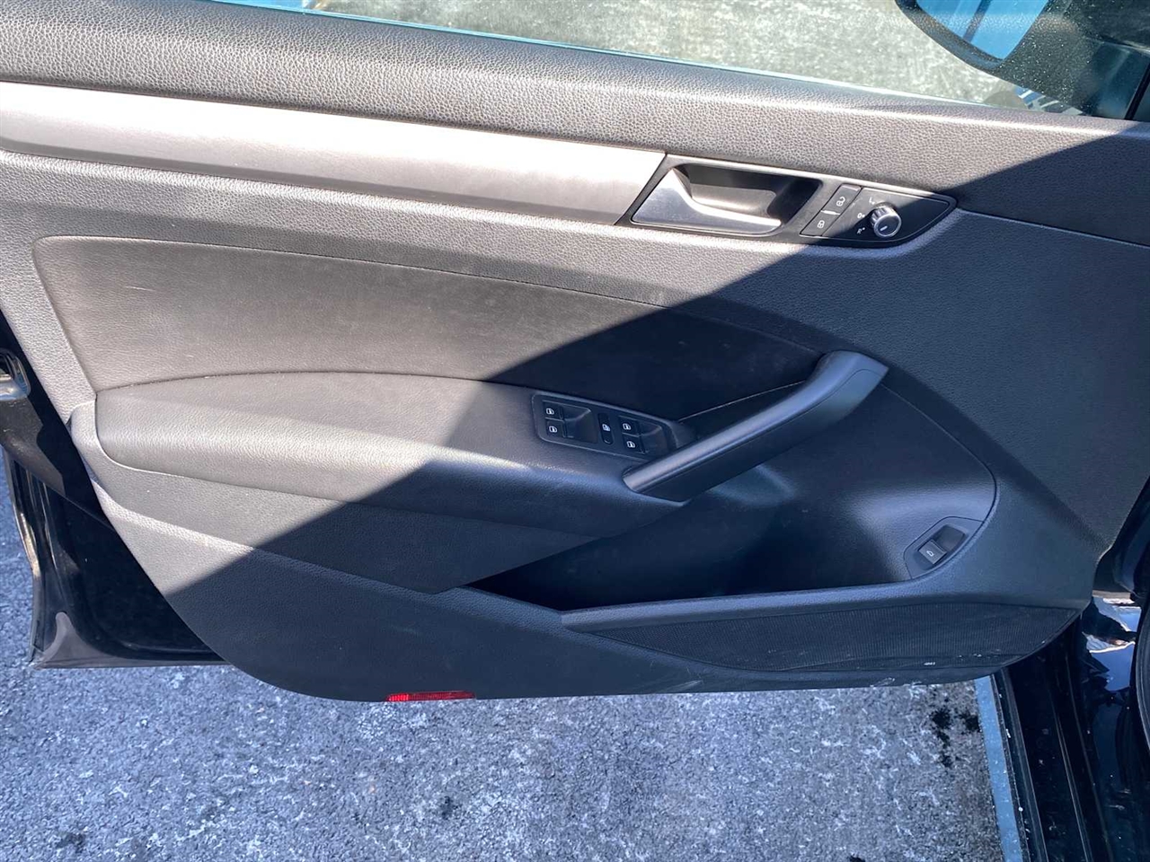 Volkswagen Passat 1.8T SE Auto 2015