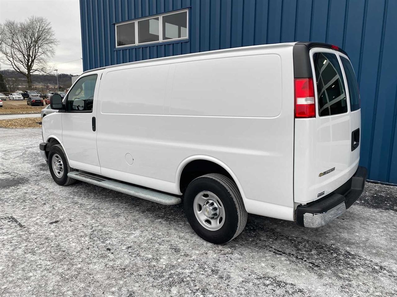 Chevrolet Express 2500 Cargo 2024