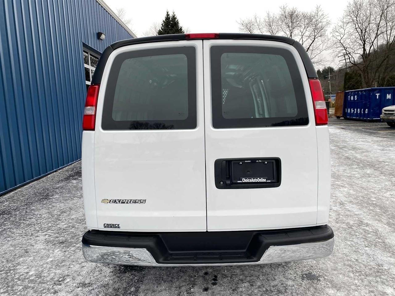 Chevrolet Express 2500 Cargo 2024
