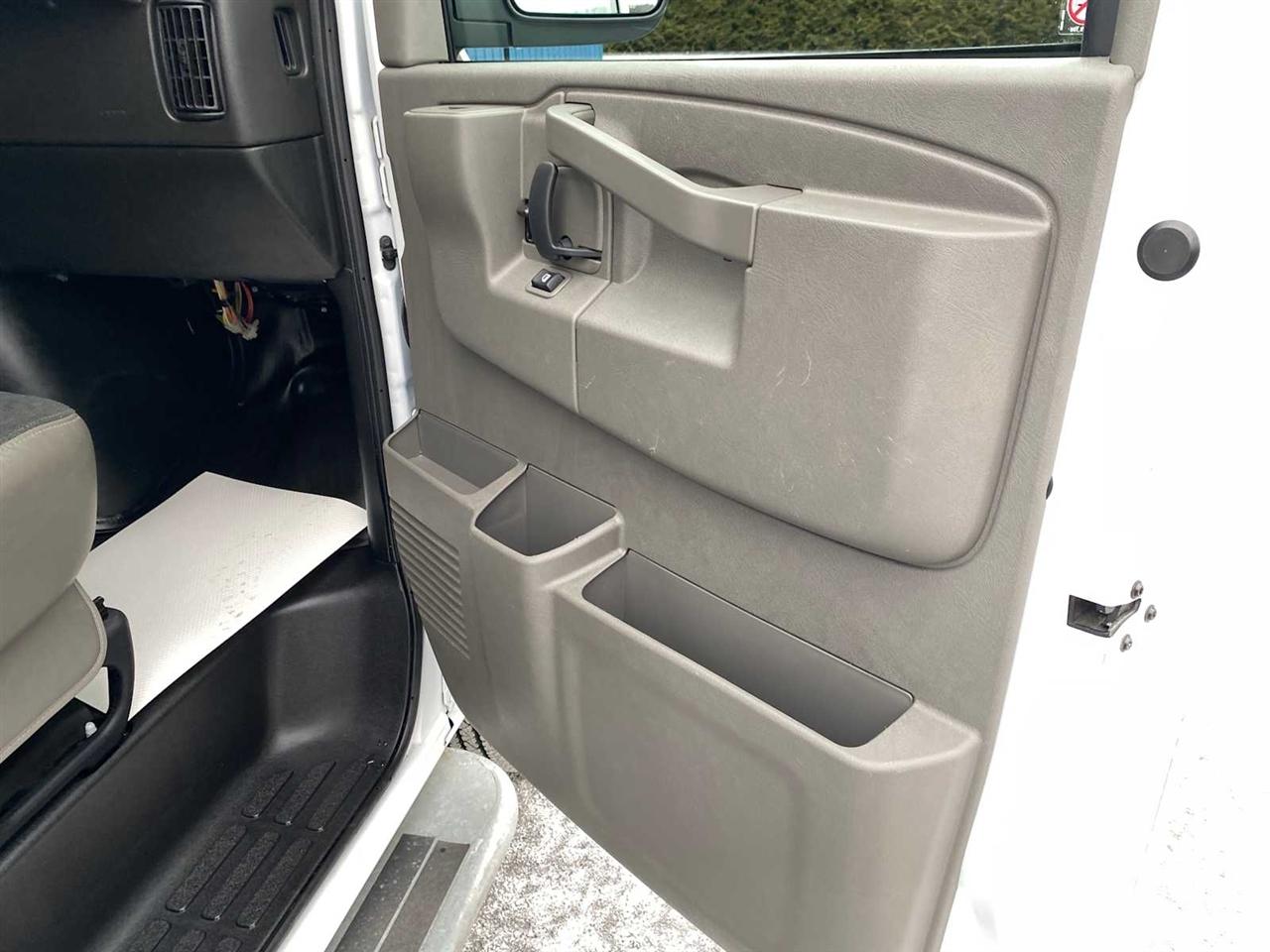 Chevrolet Express 2500 Cargo 2024